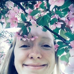 Meet your Posher, Lauren